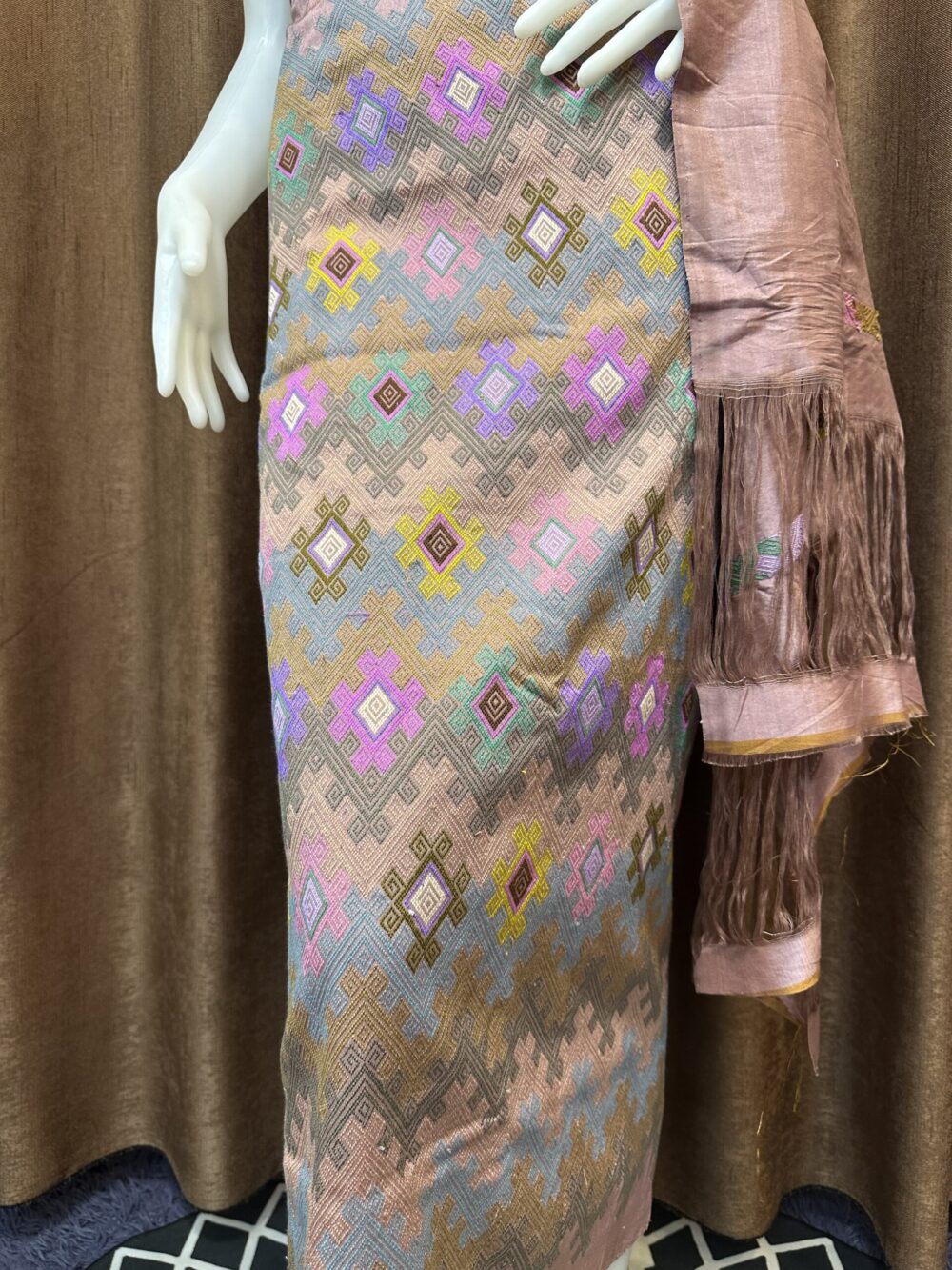 Premium Silk With Shawl - Image 4