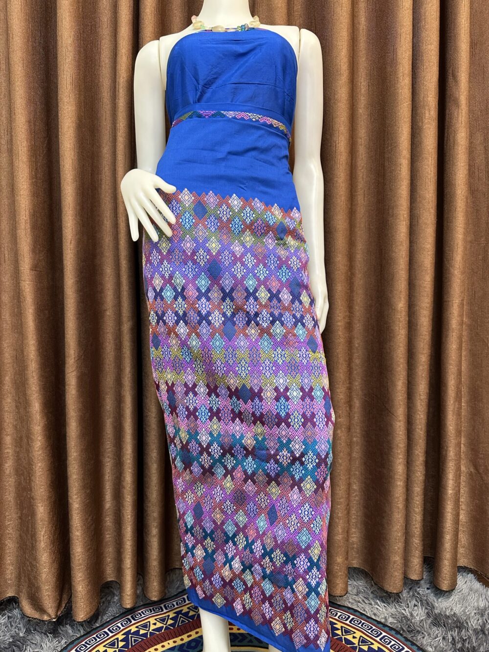 Premium Silk With Shawl - Image 4