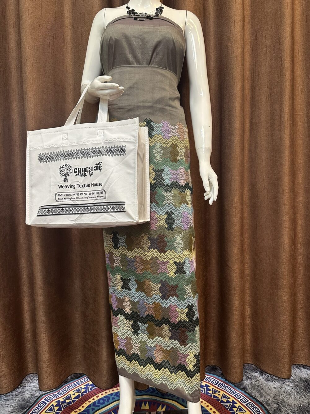Premium Silk With Shawl - Image 4