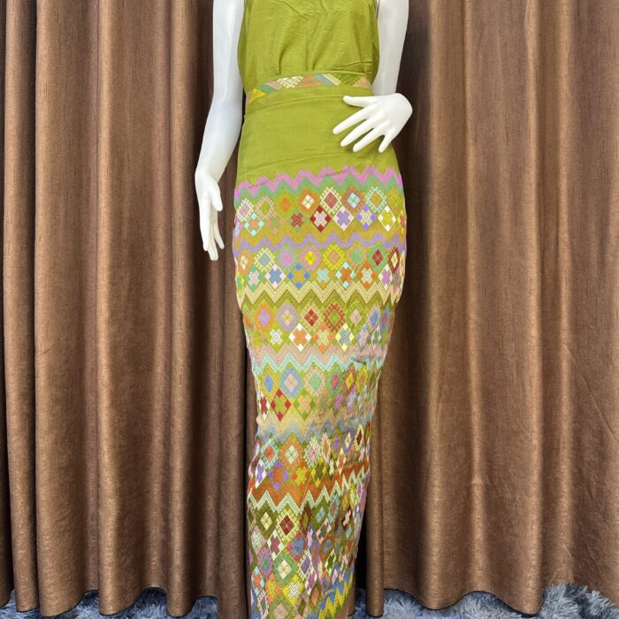 Premium silk with shawl