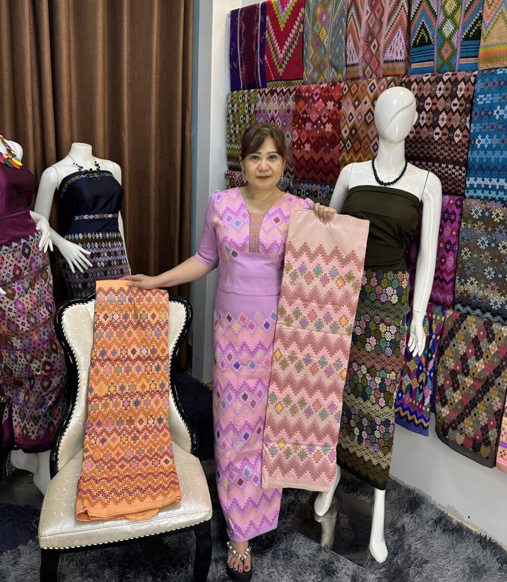Premium silk with shawl