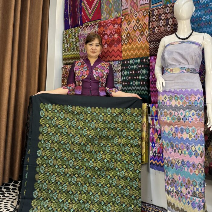 2/100 Cotton  with shawl