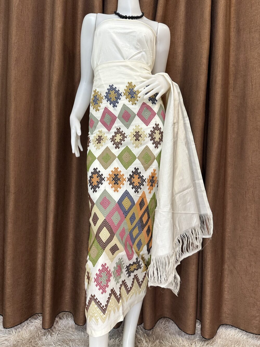 Premium silk with shawl