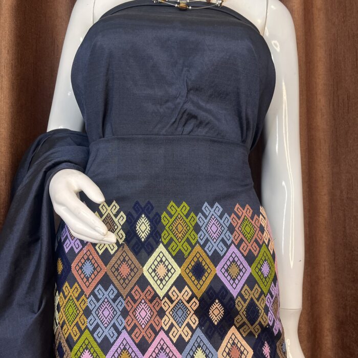 Premium silk with shawl