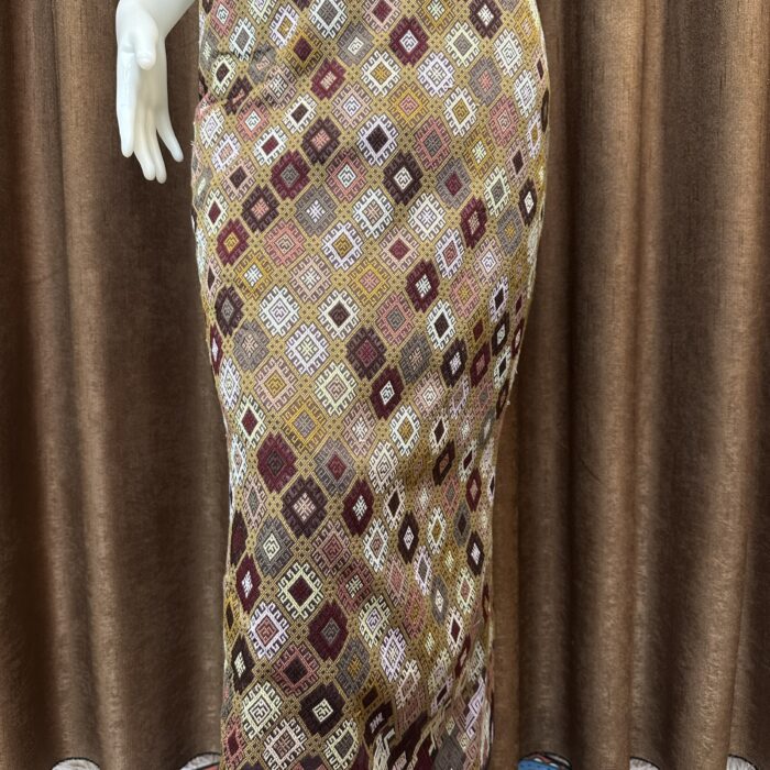 Premium silk with shawl